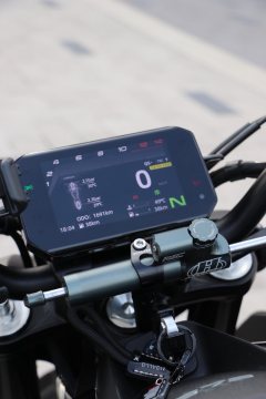 CFMOTO 675NK - фото 6