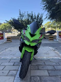 Kawasaki ZX-4R 400 cc - фото 1