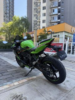 Kawasaki ZX-4R 400 cc - фото 4