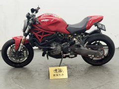 Ducati Monster 821 - фото 3