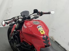 Ducati Monster 821 - фото 5
