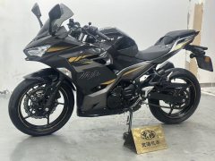 Kawasaki Ninja 400 - фото 1