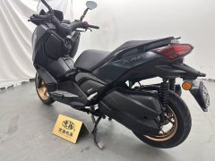 Yamaha XMAX 300 cc - фото 4
