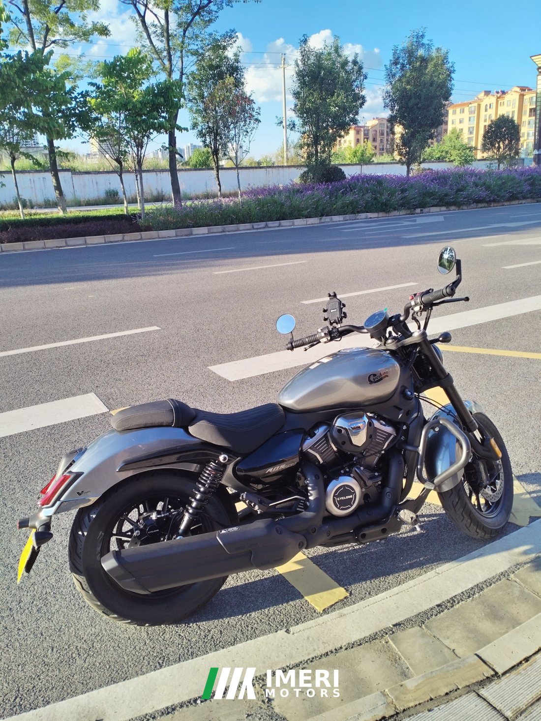 Cyclone AQS250 - мотоцикл из Китая