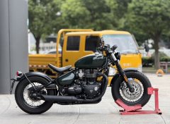 Triumph Bonneville Bobber 1200 cc - фото 1