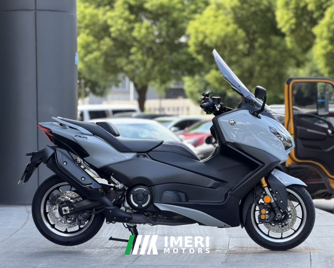 Yamaha TMAX 560 cc - мотоцикл из Китая