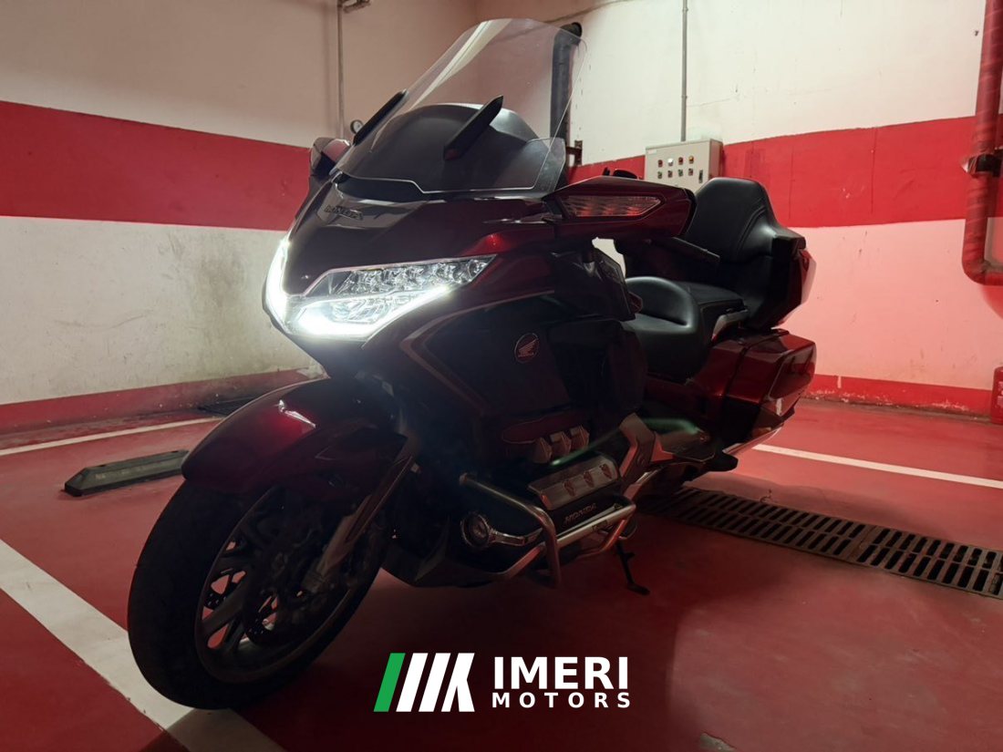 Honda Gold Wing GL1800 - мотоцикл из Китая