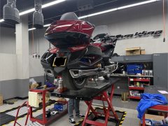 Honda Gold Wing GL1800 - фото 12