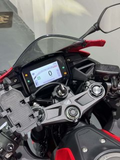 Honda CBR500R Four - фото 8