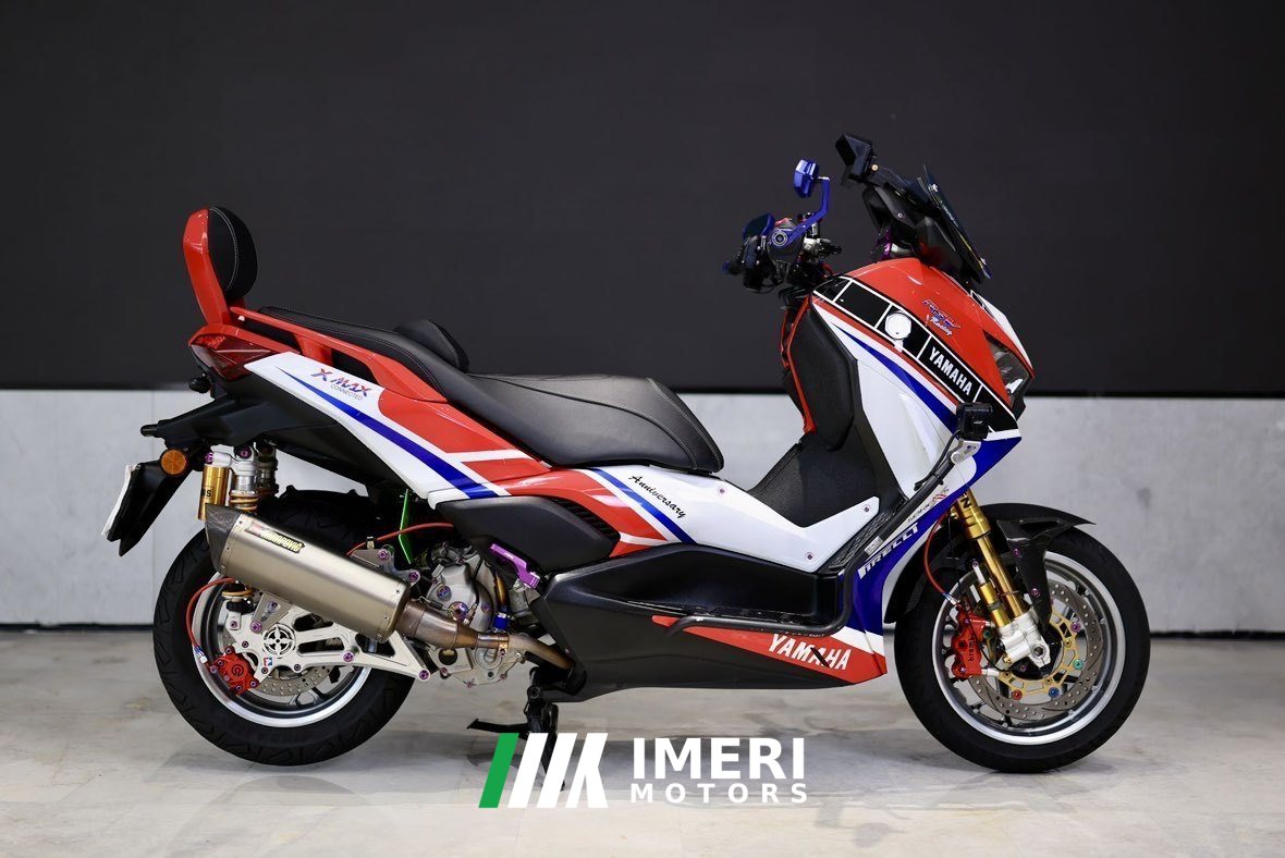 2024 Yamaha XMAX 300 cc