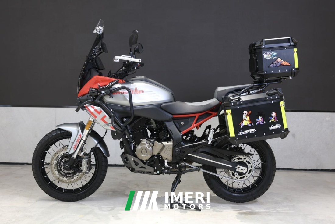 QJMOTOR Snapdragon 600 560 cc - мотоцикл из Китая