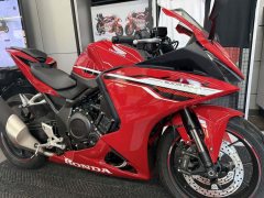 Honda CBR500R Four - фото 9