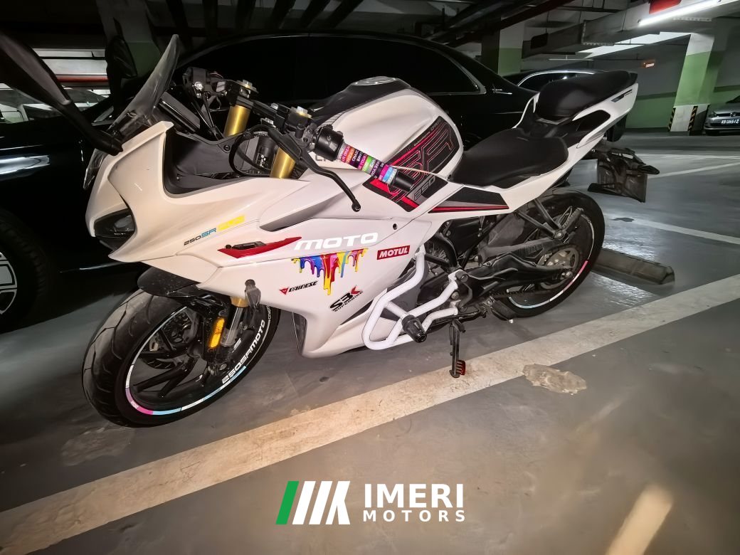 CFMOTO 250SR - мотоцикл из Китая
