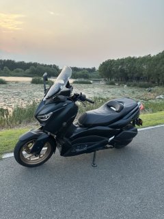Yamaha XMAX 300 cc - фото 2