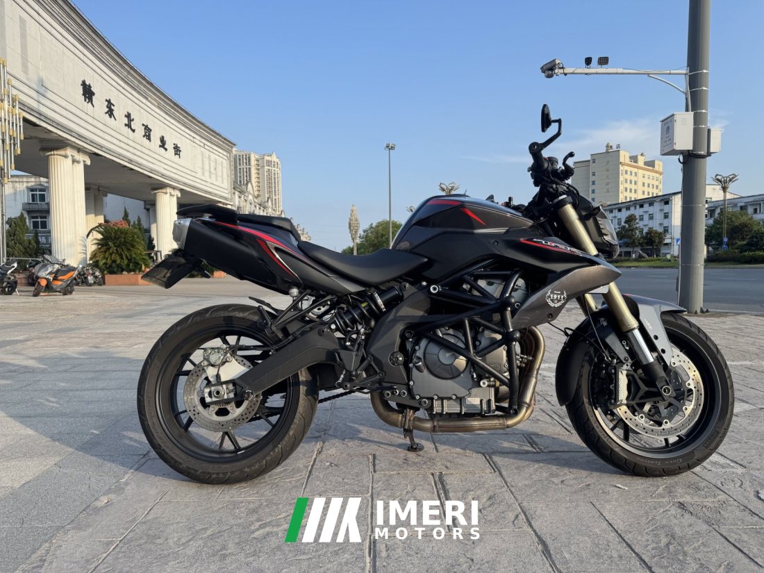 Benelli TNT600i - мотоцикл из Китая