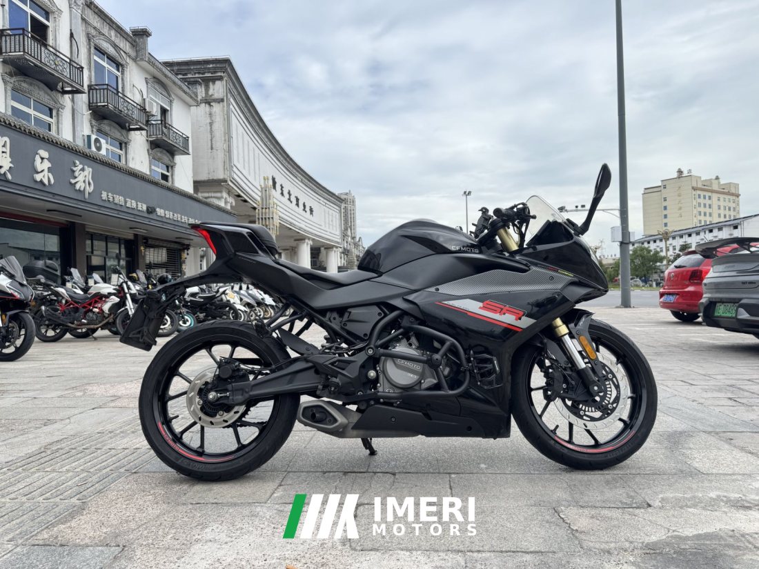 CFMOTO 250SR - мотоцикл из Китая