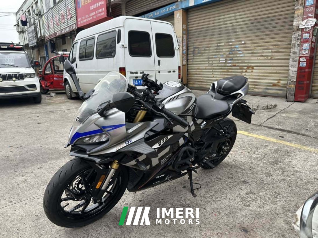 CFMOTO 250SR - мотоцикл из Китая
