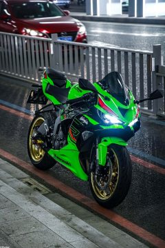 Kawasaki Ninja ZX-6R 650 cc - фото 1