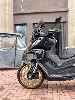 Voge SR450X 400 cc - фото 2