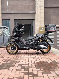 Voge SR450X 400 cc - фото 3