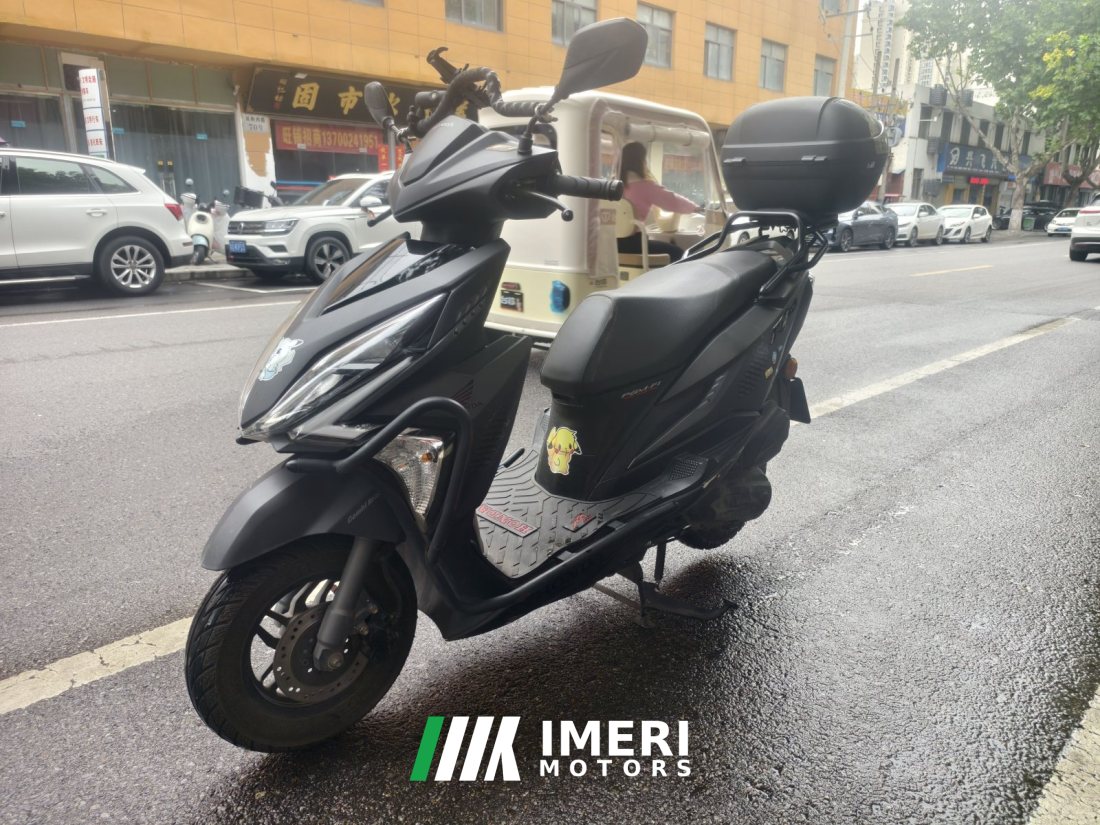 Sundiro Honda RX125Fi - мотоцикл из Китая