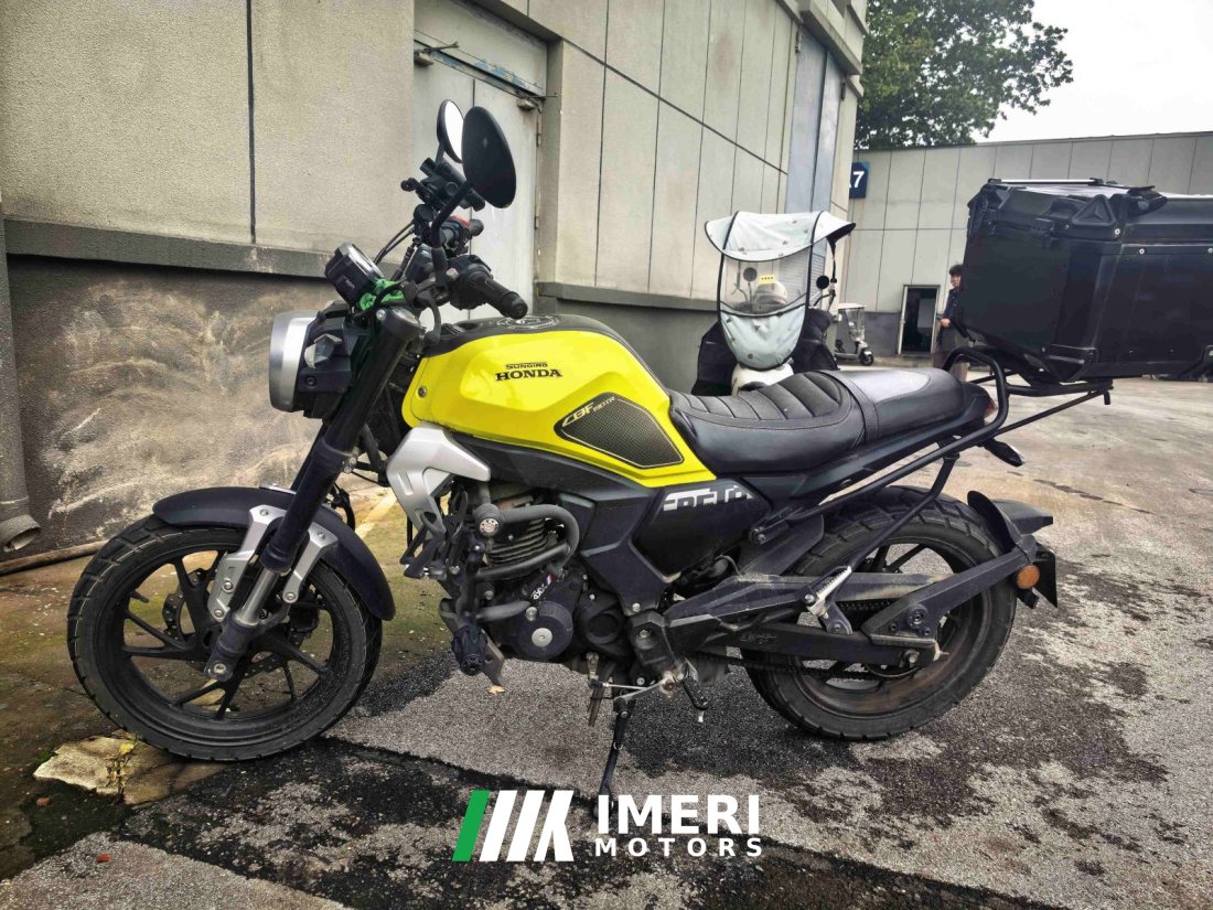 Sundiro Honda CBF190TR - мотоцикл из Китая