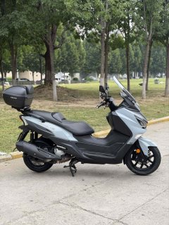 SYM Joymax Z 300 - фото 5