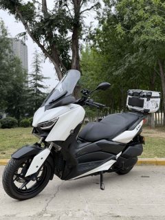 Yamaha XMAX 300 cc - фото 1