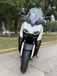 Yamaha XMAX 300 cc - фото 3
