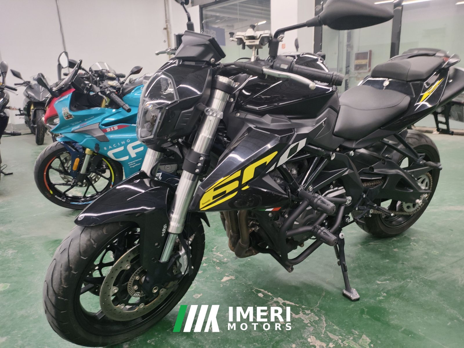 2021 Benelli TNT600i