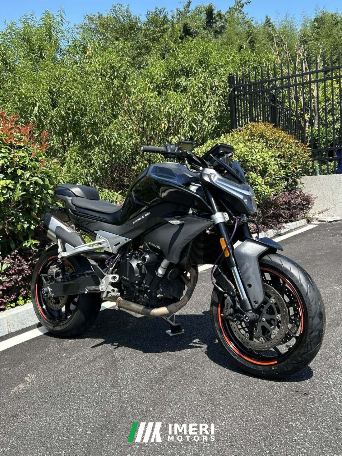 CFMOTO 800NK - мотоцикл из Китая
