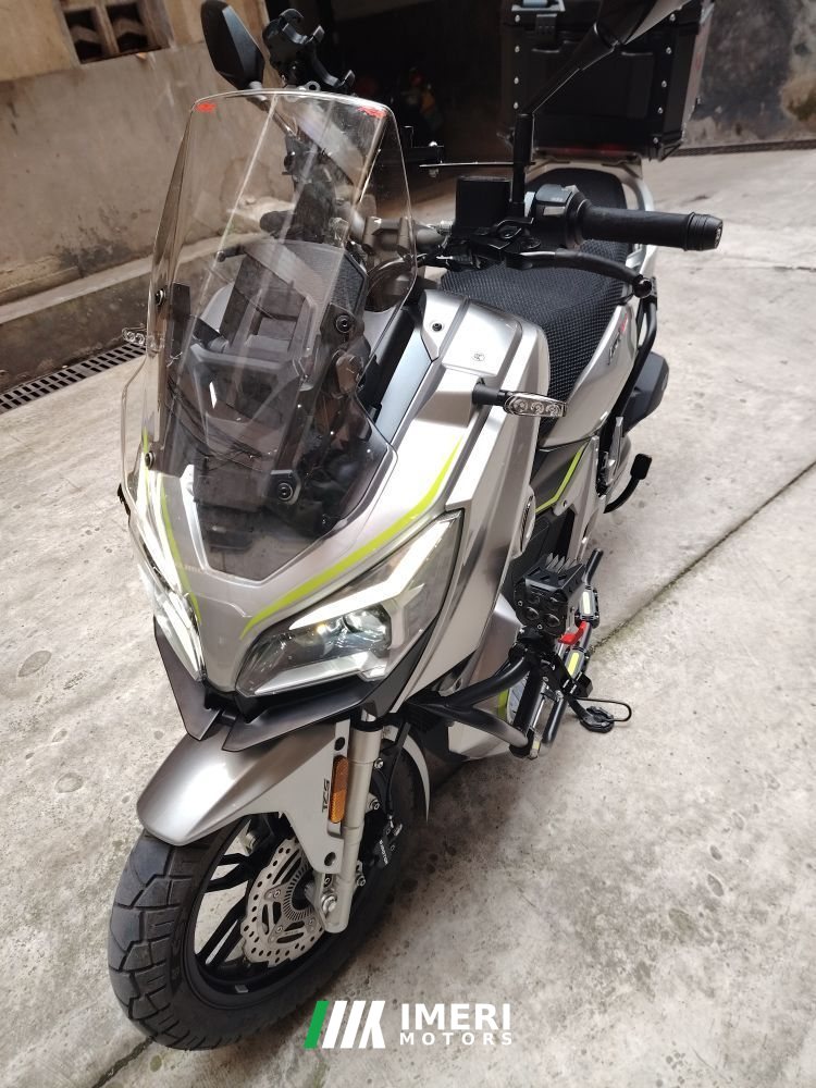 QJMOTOR Hong 250 ADV - мотоцикл из Китая