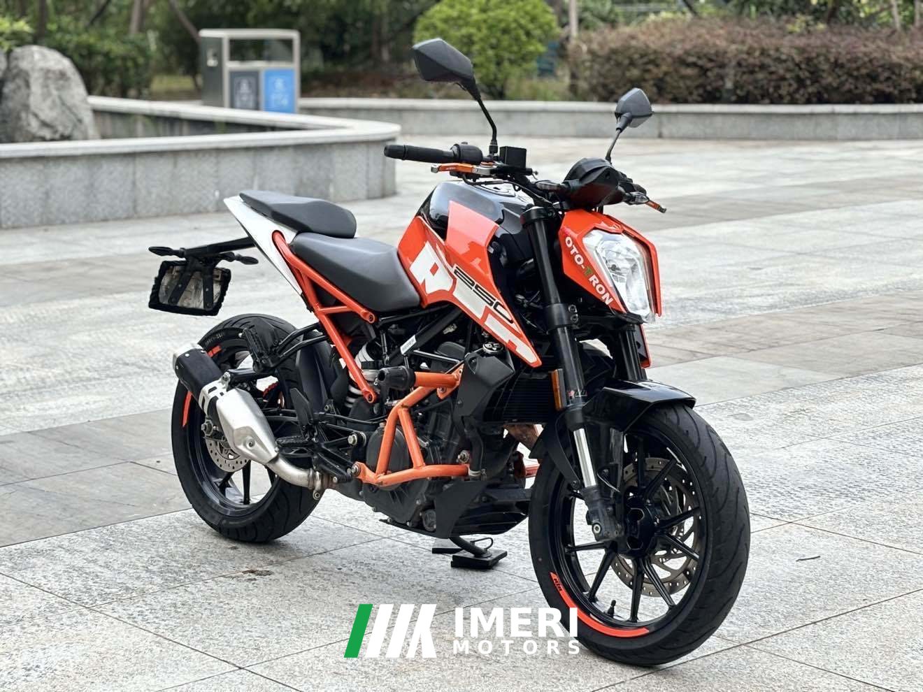 2020 KTMR2R 250 Duke