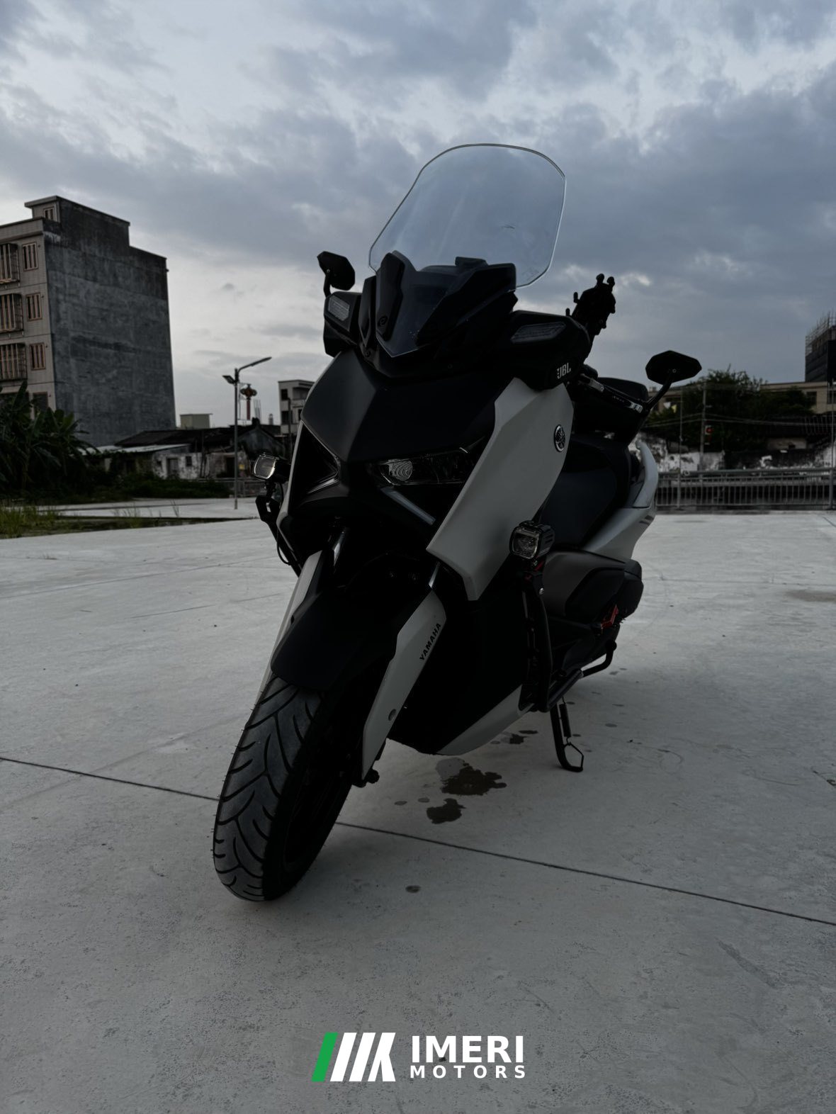 2024 Yamaha XMAX 300 cc