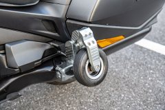 Honda Gold Wing GL1800 - фото 11