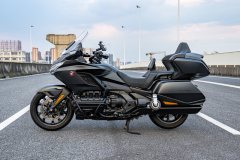 Honda Gold Wing GL1800 - фото 2