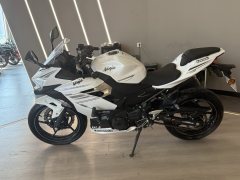 Kawasaki Ninja 400 - фото 4