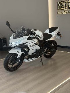 Kawasaki Ninja 400 - фото 7