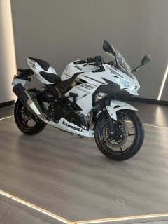 Kawasaki Ninja 400 - фото 9