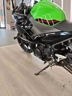 Kawasaki Ninja 400 - фото 3