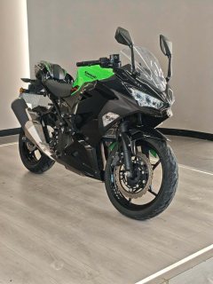 Kawasaki Ninja 400 - фото 9