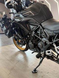 Benelli TRK552 550 cc - фото 8