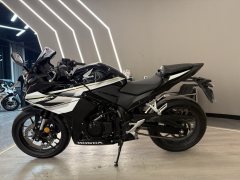 Honda CBR400R - фото 6