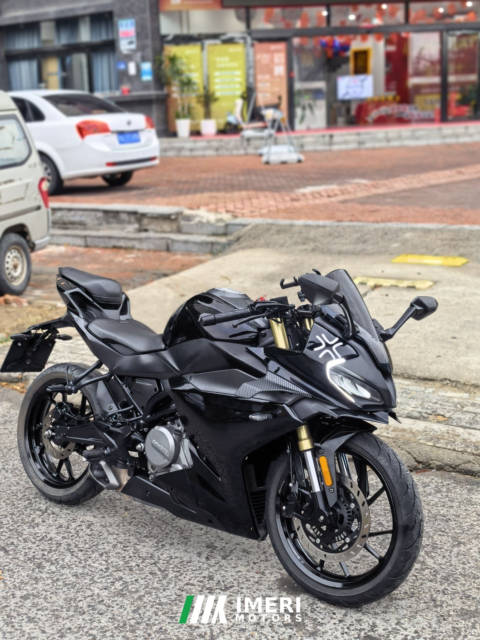 2024 CFMOTO 250SR