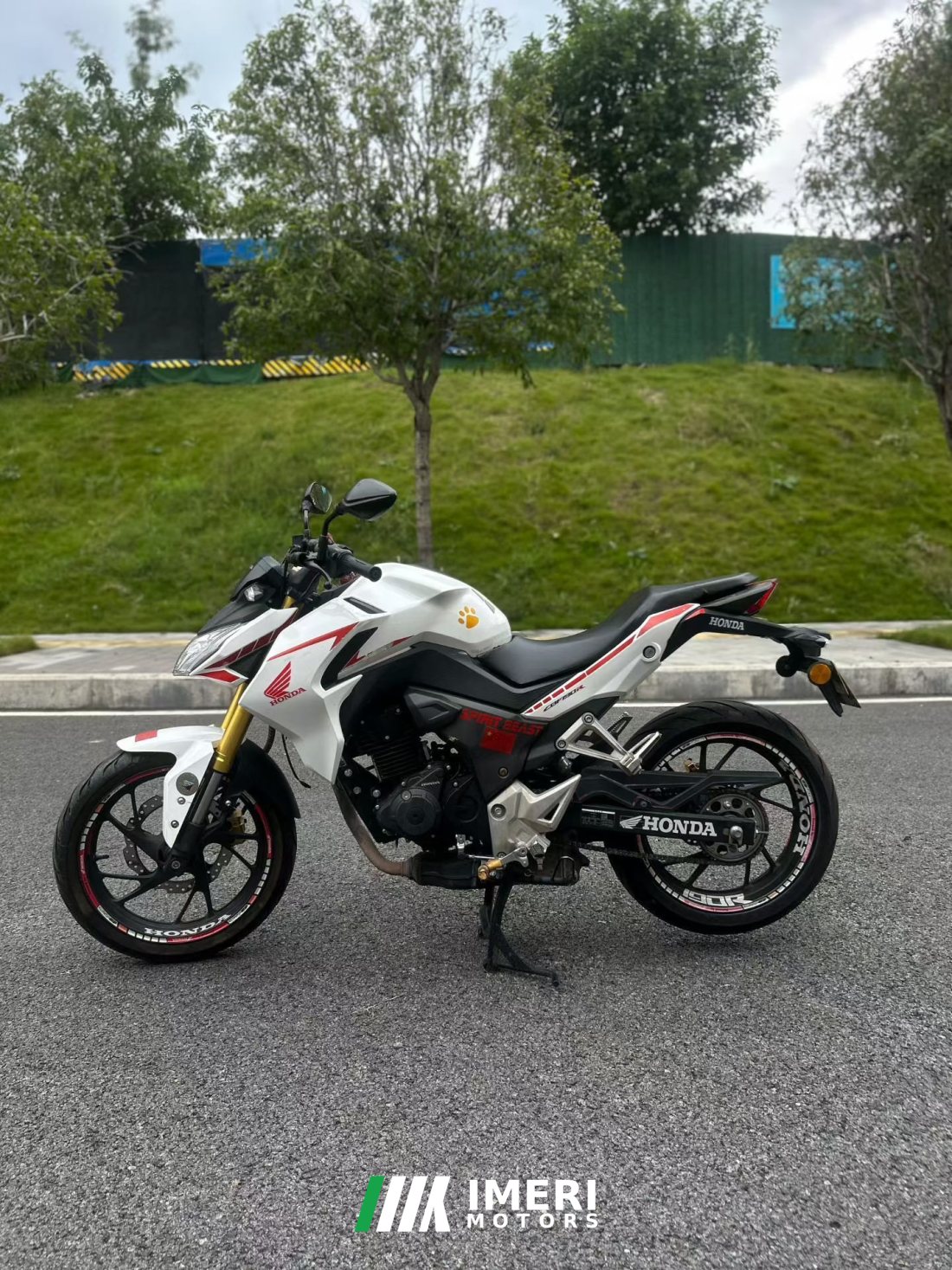 Sundiro Honda CBF190R - мотоцикл из Китая