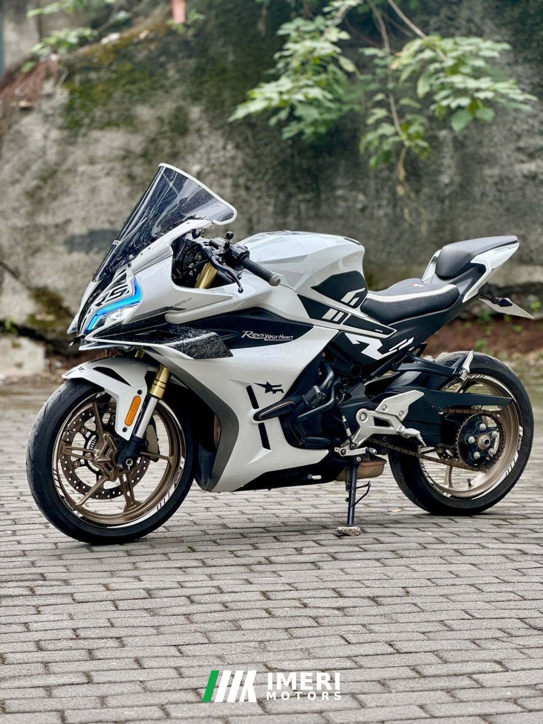 CFMOTO 450SR - мотоцикл из Китая