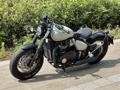 Triumph Bonneville Bobber 1200 cc - фото 1