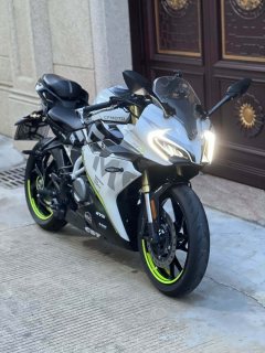 CFMOTO 250SR - фото 1