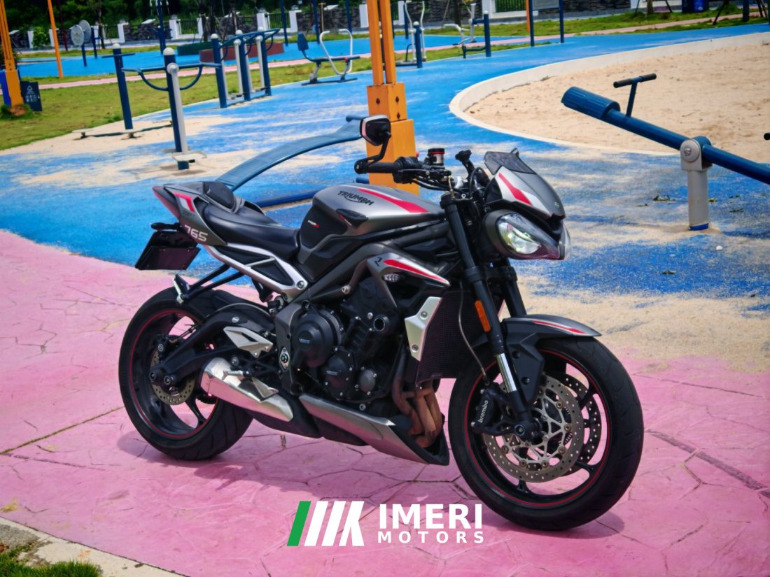 Triumph Street Triple 765 - мотоцикл из Китая