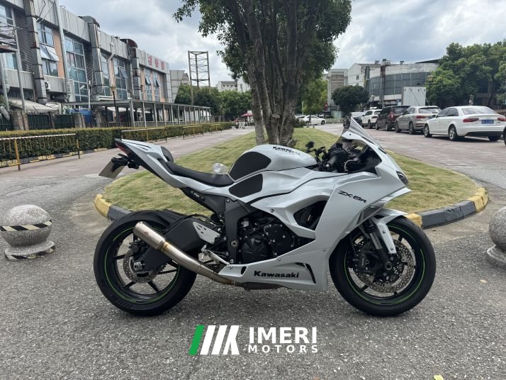2025 Kawasaki Ninja ZX-6R 650 cc